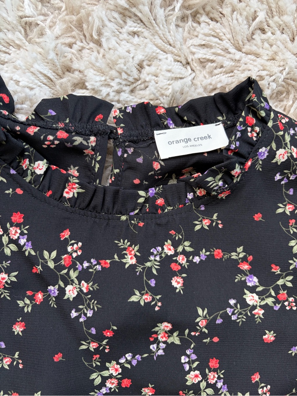 Black Floral Ruffled Top - Picture 3 of 6